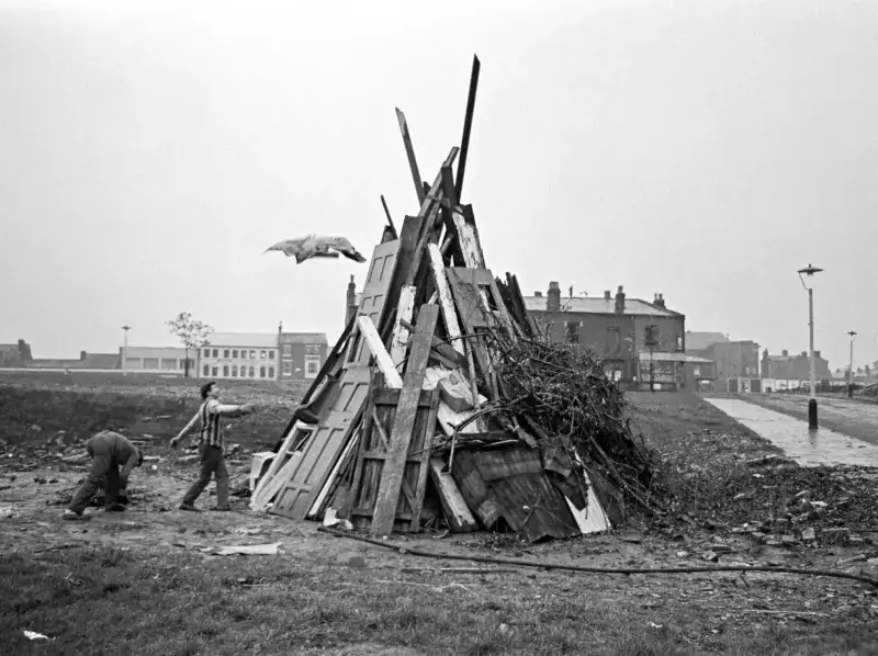 In the late 1960s, American filmmaker and photographer Janet Mendelsohn spent several months documenting the everyday life of Balsall Heath, as part of her studies at the University of Birmingham