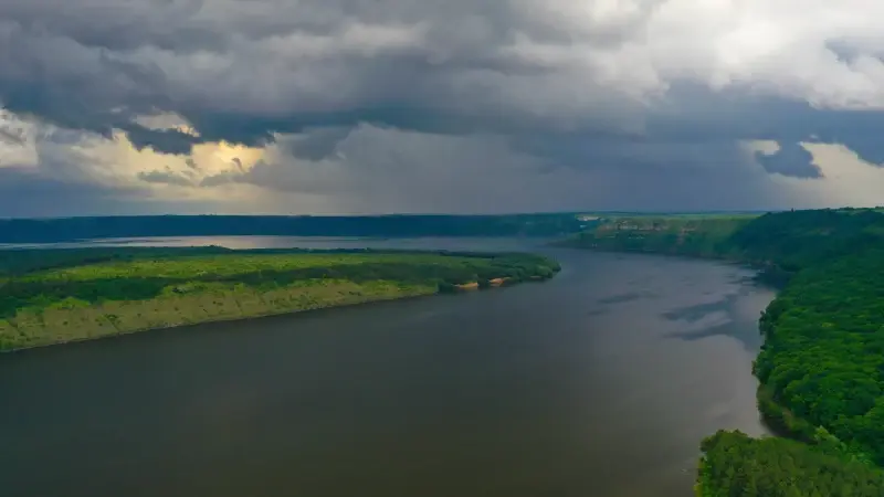 Khmelnytskyi Oblast, Ukraine — Bakota on the Dniester River — photo captured with DJI Mavic 2 Pro, Hasselblad L1D-20c 28.0 mm f/2.8