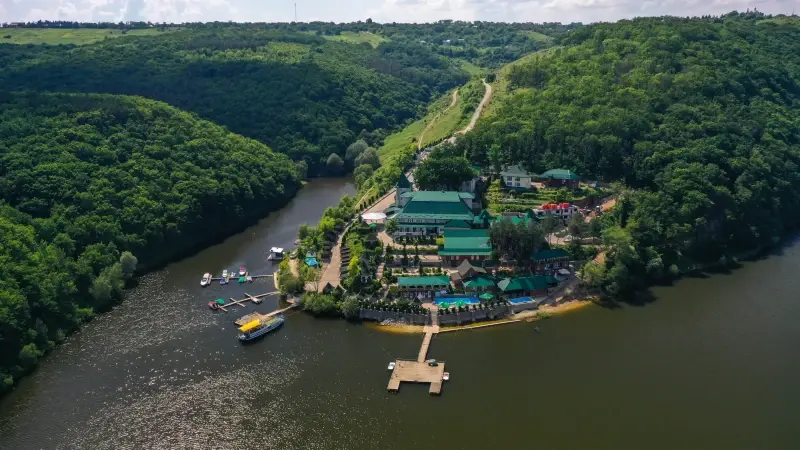 Khmelnytskyi Oblast, Ukraine — Bakota on the Dniester River — photo captured with DJI Mavic 2 Pro, Hasselblad L1D-20c 28.0 mm f/2.8