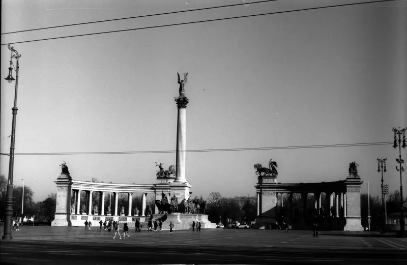Budapest, Hungary — Heroes square — photo captured with LS-4000