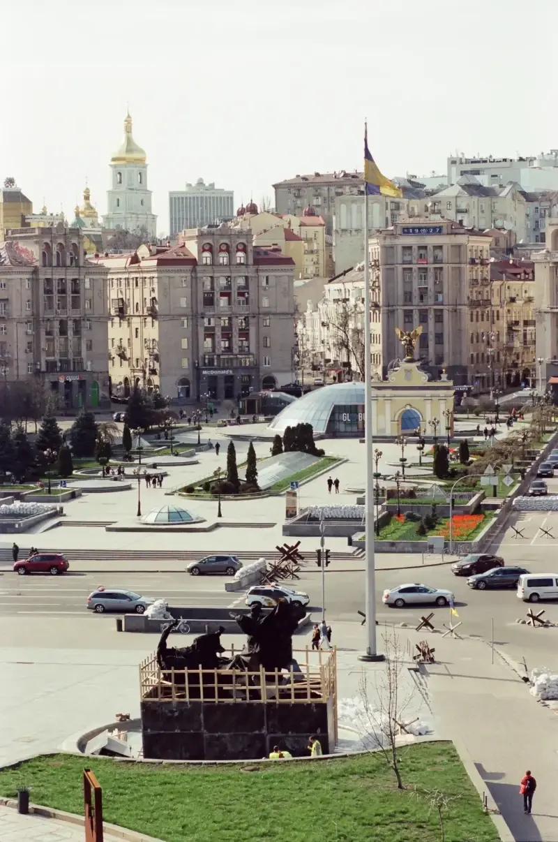 Kyiv City, Ukraine — Khreshchatyk street war photo