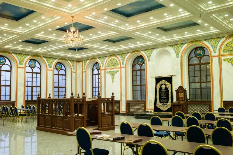 Альбом: Sadhora Synagogue and the old Jewish cemetery in Chernivtsi