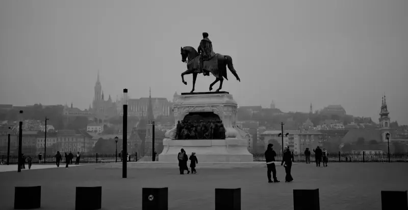 Budapest, Hungary — Будапешт в чб — фото снято на NIKON Z 30, Viltrox AF 35/1.7 Z